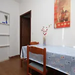 公寓 740b 波斯蒂勒